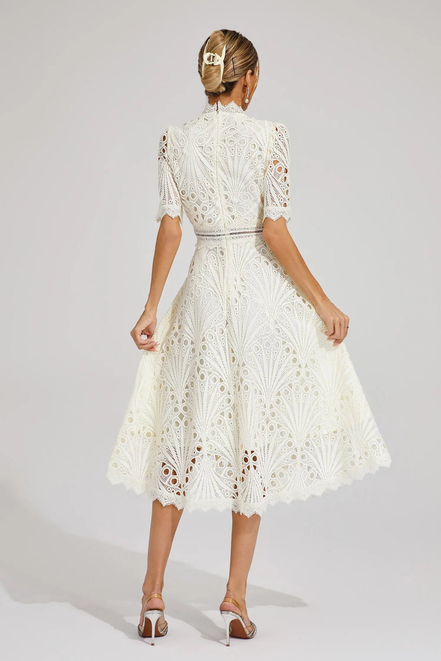 Nadine | Abito Midi – Fascino Chic E Tocchi Raffinati 