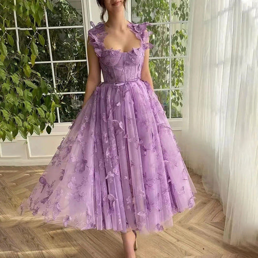Henriette | Juhlapuku Naisille – Hapsut ja Eleganssi 