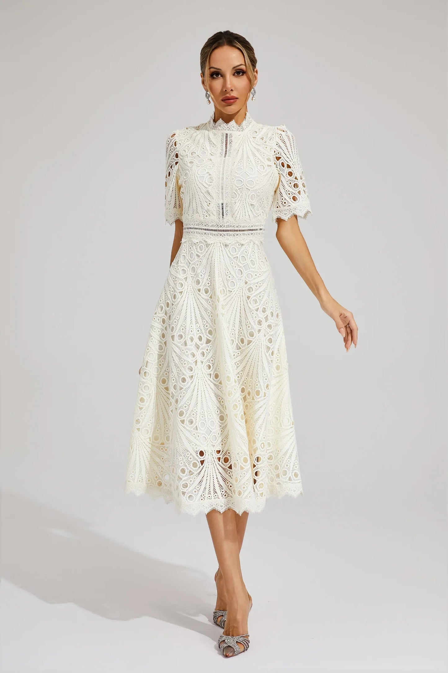 Nadine | Abito Midi – Fascino Chic E Tocchi Raffinati 