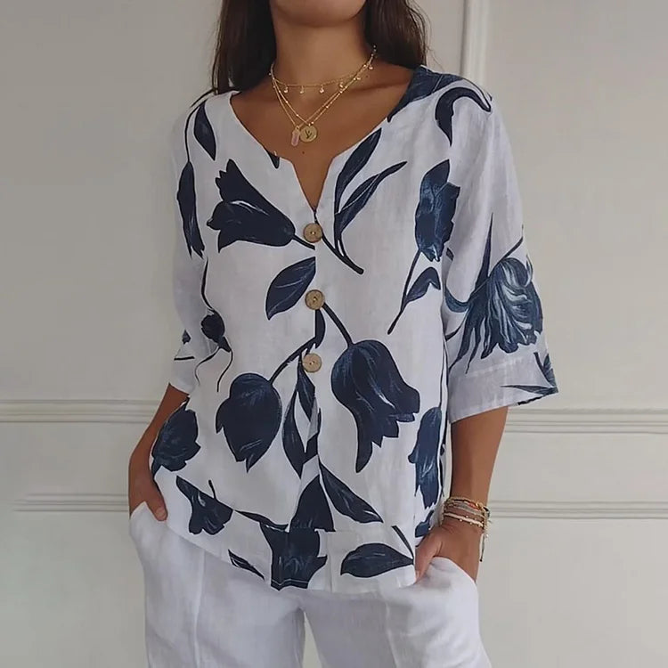 Jeanne | Blusa Floral Elegante – Botonadura Central y Mangas Cortas 