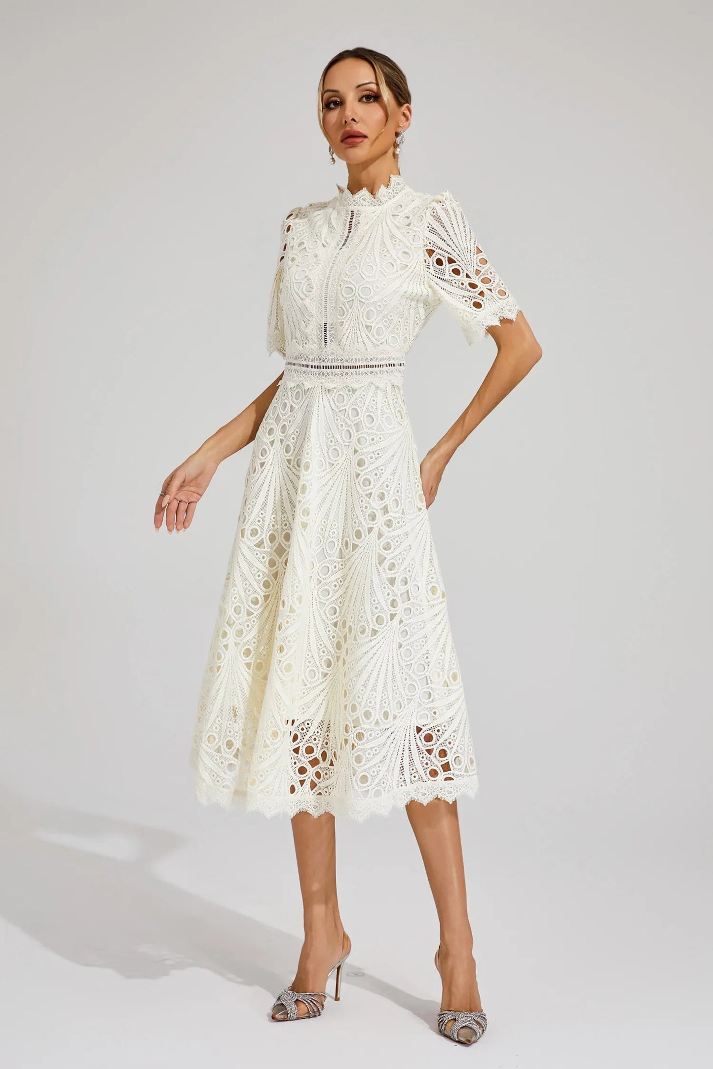 Nadine | Abito Midi – Fascino Chic E Tocchi Raffinati 