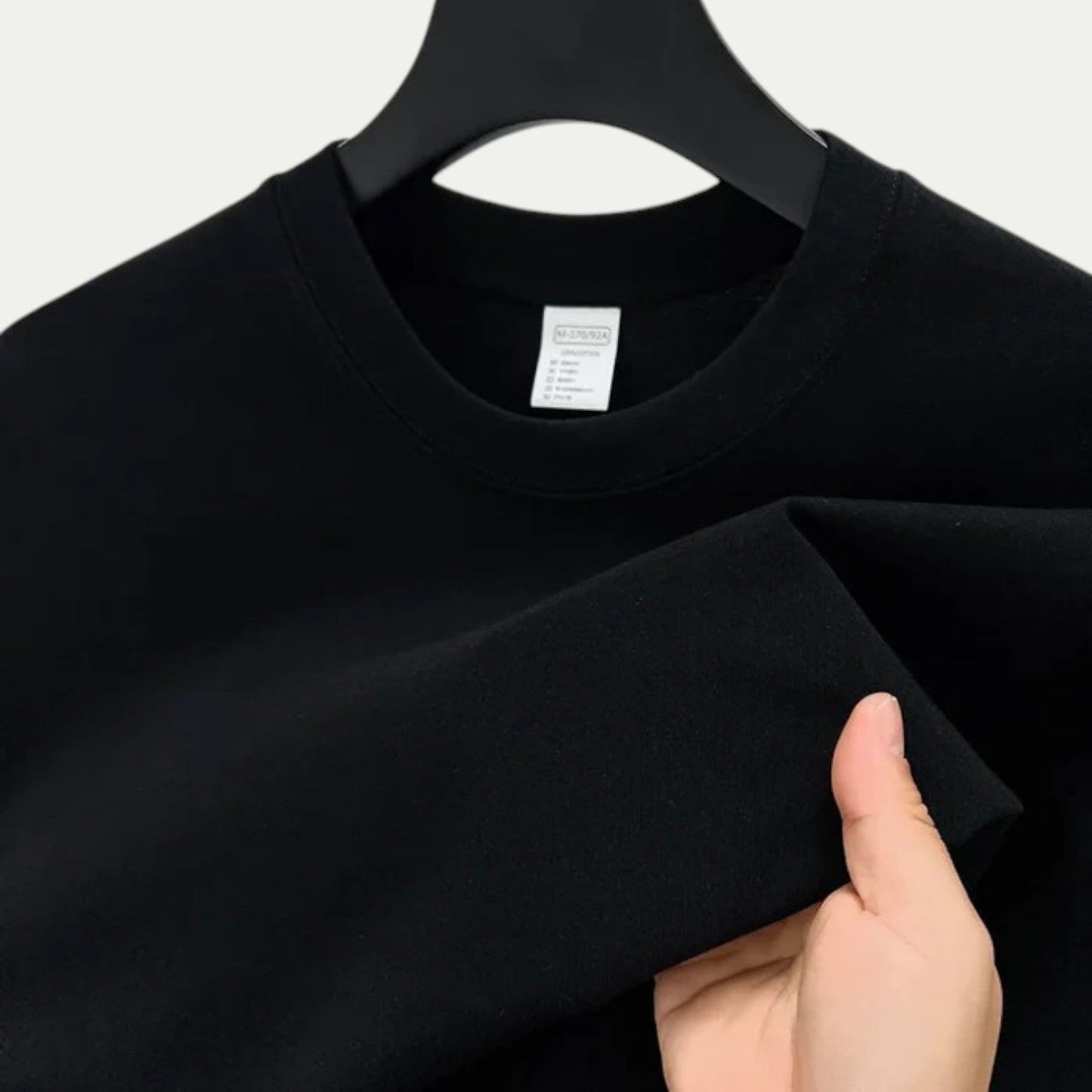 Rivaldo| T-shirt Casual – Eleganza Minimalista e Tocco Morbido 